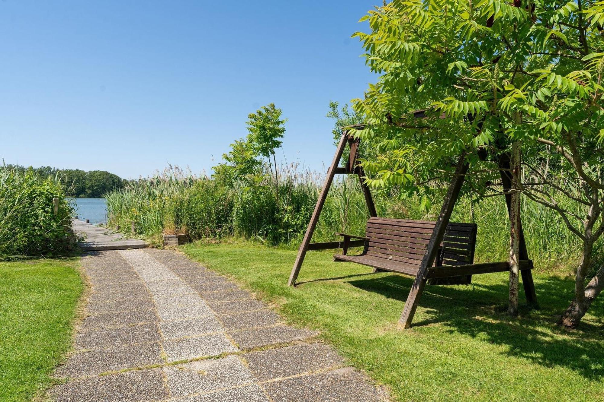 Haus Schwanensee Ploeni 12 Bosau ภายนอก รูปภาพ